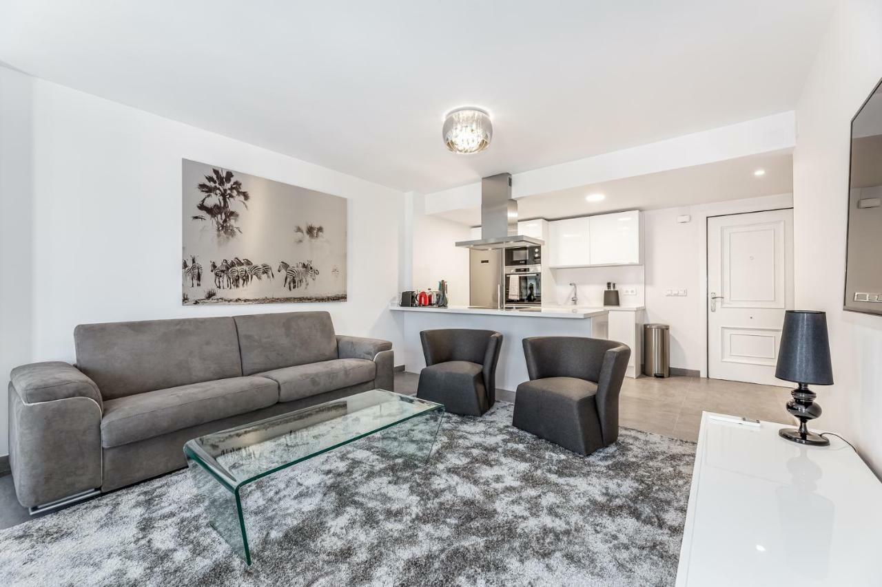 מארבלה By Riva - Luxurious, Exclusive 2 Bedroom Apt Inside Puerto Banus מראה חיצוני תמונה